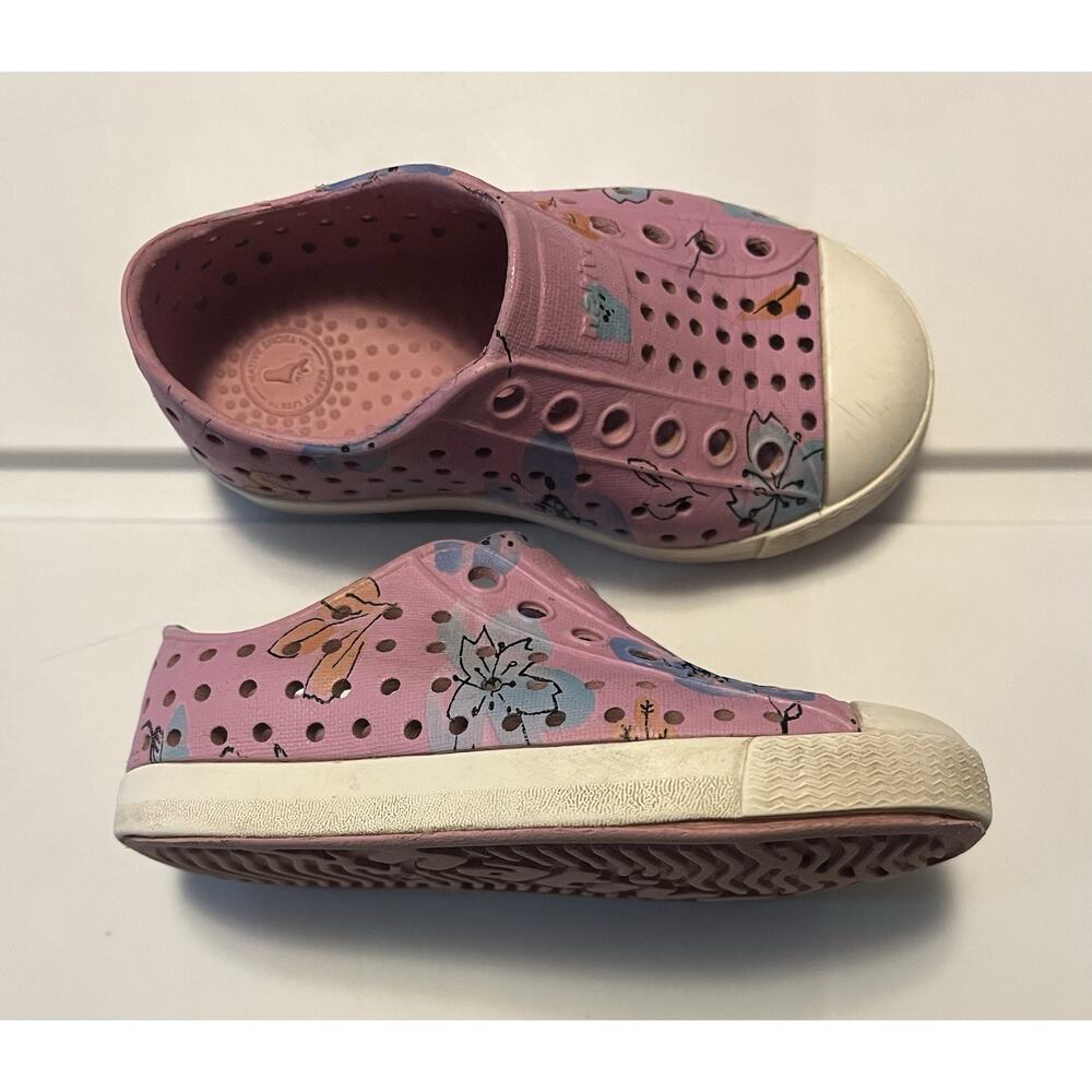 NATIVE Jefferson Pink Floral Little Kids Shoes Girls Size C6 Slip On Shoes Beach